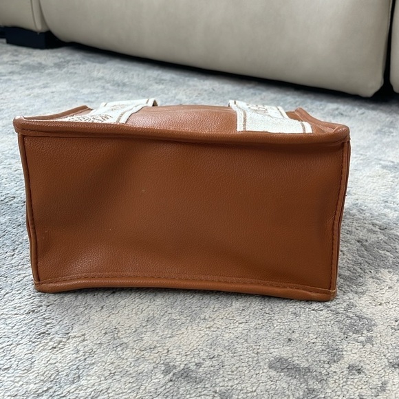 Steve Madden Bwebber Convertible Tote Bag True Cognac Viral TikTok - Picture 5 of 16